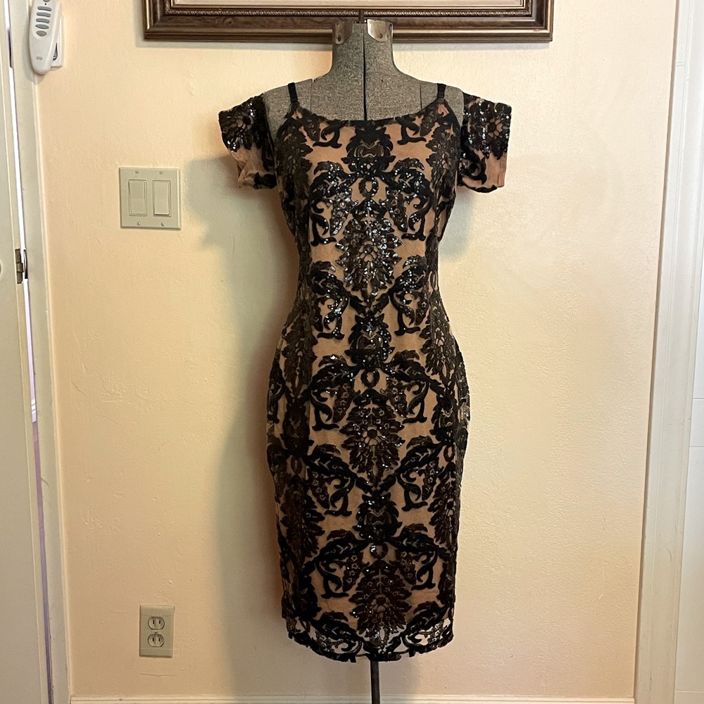 PARTY sequined dress with slip and adjustable straps